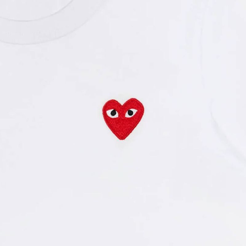 PLAY Comme des Garçons Long Sleeve T-Shirt Red Heart - White